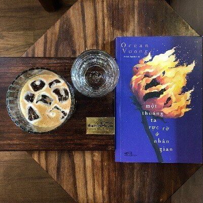 Một thoáng ta rực rỡ ở nhân gian: Hành trình từ bóng ma đến cái đẹp