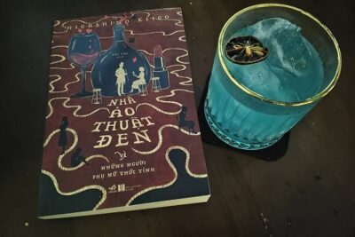 Review sách Nhà ảo thuật đen và những người phụ nữ thức tỉnh – Câu chuyện bên quầy bar