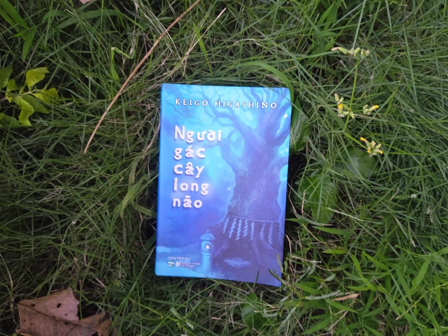 Người gác cây long não – Người canh gác “thỉnh nguyện” của con người