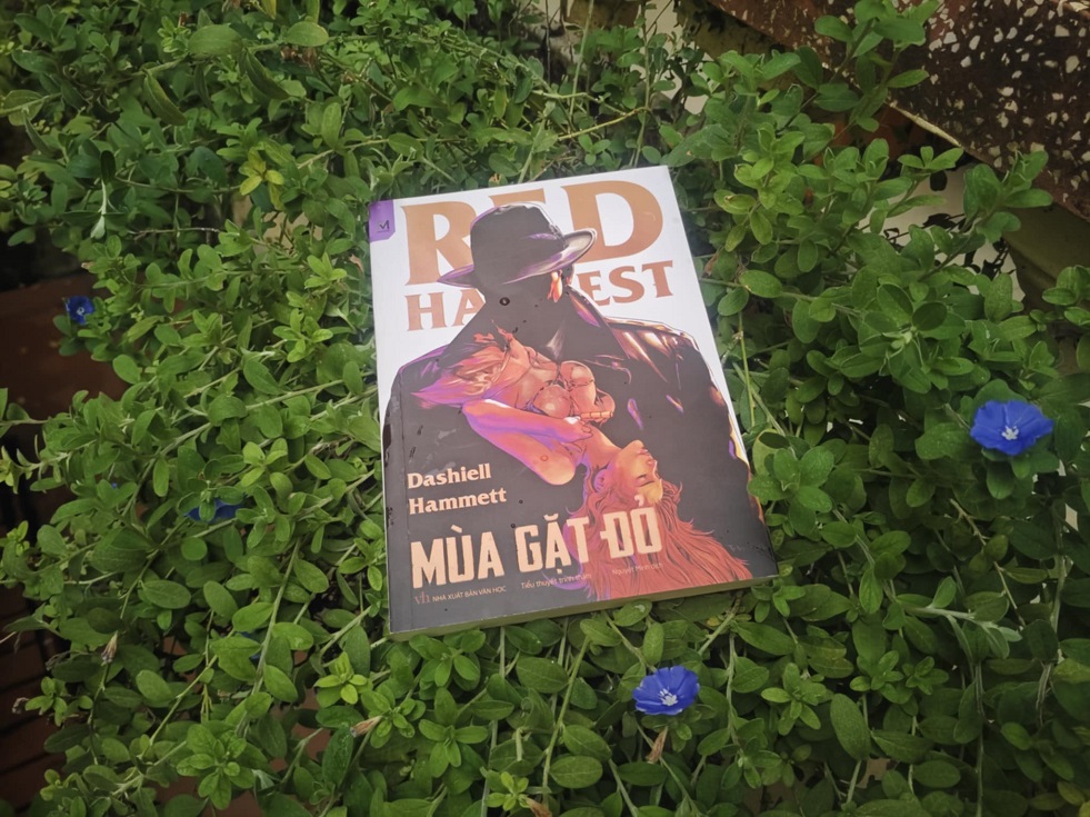Review sách Mùa gặt đỏ: Kiệt tác trinh thám đen của Dashiell Hammett