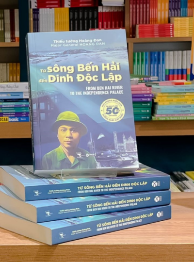 Review sách Từ Sông Bến Hải Đến Dinh Độc Lập: Hồi ký khói lửa của Thiếu tướng Hoàng Đan
