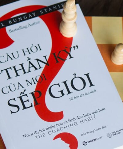 Review sách “7 Câu Hỏi Thần Kỳ Của Mọi Sếp Giỏi”: Bí quyết lãnh đạo đỉnh cao qua nghệ thuật đặt câu hỏi